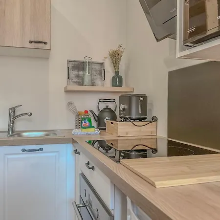 L'amiral - Gare De Apartment